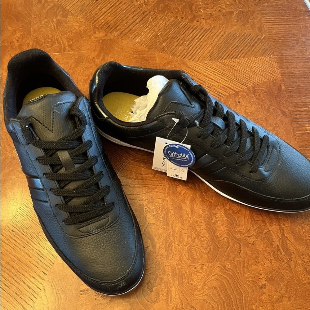 Lacoste Sneakers
 Never worn
Ortholite